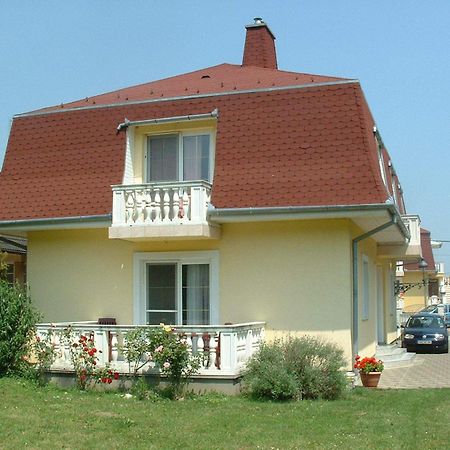 Apartmanhaz Cedrus 8 Zalakaros Buitenkant foto