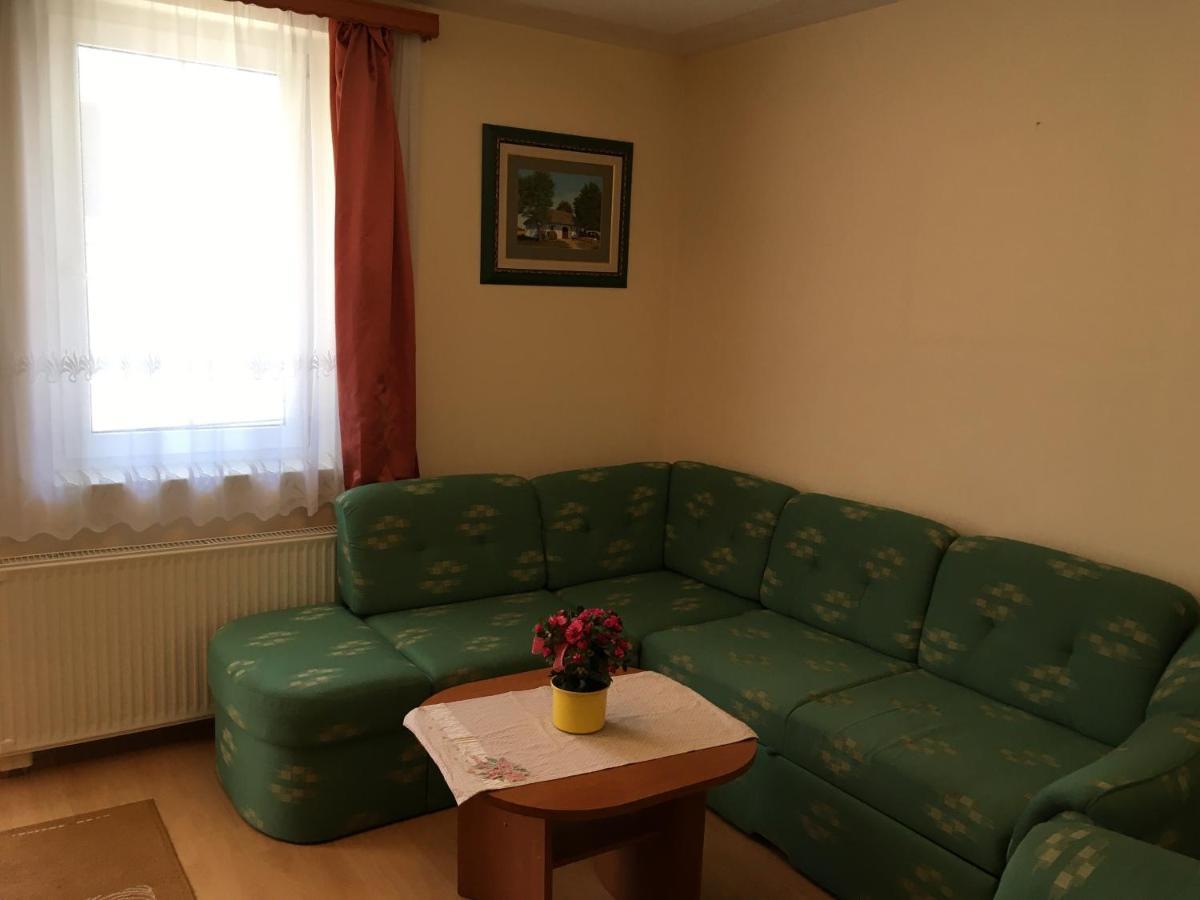 Apartmanhaz Cedrus 8 Zalakaros Buitenkant foto